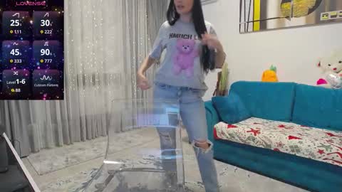 Scarlett online show from December 18, 4:51 am