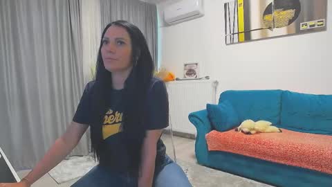 Scarlett online show from June 2, 4:25 am