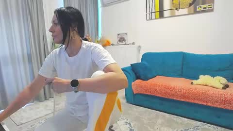 Scarlett online show from June 9, 6:25 am