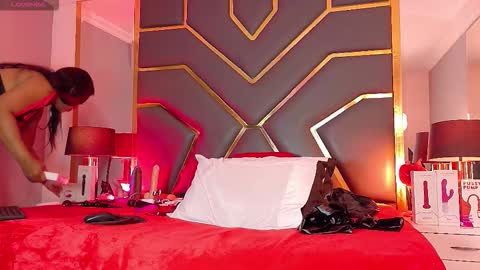 Scarlett Hot online show from December 15, 12:09 pm