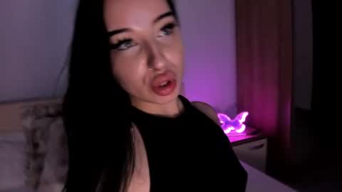 scarlettjakobs online show from July 9, 3:27 pm