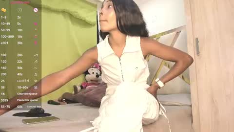 Snapshot of scarlettm08__ chatting on July 19, 11:08 pm scarlett online show from July 19, 11:08 pm