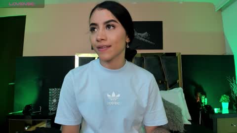 scarlettorres online show from November 16, 5:07 pm