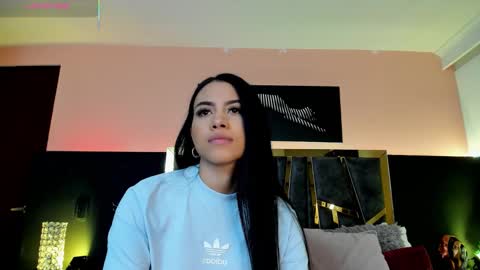 Snapshot of scarlettorres chatting on January 6, 6:33 pm scarlettorres online show from January 6, 6:33 pm