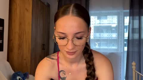 Snapshot of scarlettsmithz chatting on May 21, 4:08 am ScarlettSmithz online show from May 21, 4:08 am