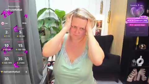 Scarlett online show from June 29, 5:46 am