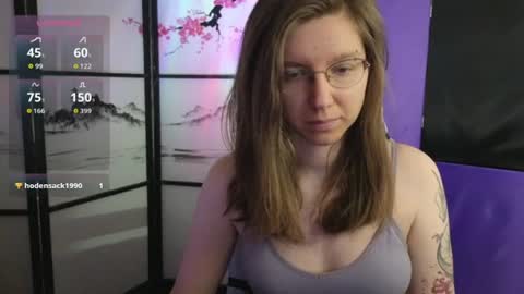 Snapshot of scarlettsrose chatting on July 6, 9:39 am Scarlett online show from July 6, 9:39 am