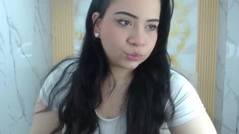 Scarlett  online show from November 17, 8:14 pm