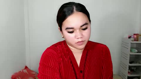 Snapshot of scarletvamp chatting on May 6, 4:19 am scarletvamp online show from May 6, 4:19 am