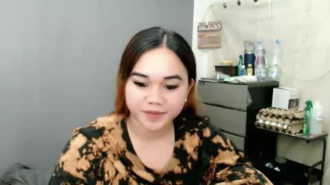 Snapshot of scarletvamp chatting on May 23, 7:02 am scarletvamp online show from May 23, 7:02 am