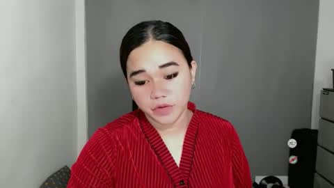 Snapshot of scarletvamp chatting on May 31, 1:47 am scarletvamp online show from May 31, 1:47 am