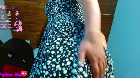 scarllet online show from February 4, 3:15 pm