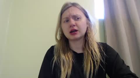 Snapshot of scartit chatting on October 23, 6:50 pm ScarTit Bernhard online show from October 23, 6:50 pm