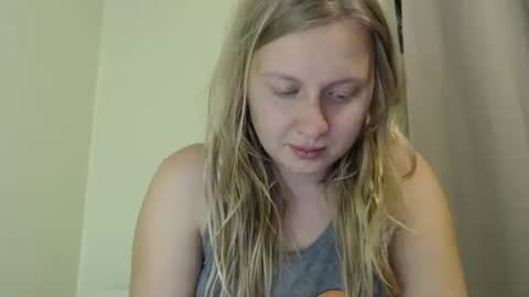 Snapshot of scartit chatting on October 28, 3:10 am ScarTit Bernhard online show from October 28, 3:10 am