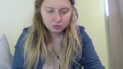 Snapshot of scartit chatting on November 4, 7:13 pm ScarTit Bernhard online show from November 4, 7:13 pm