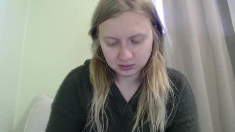 Snapshot of scartit chatting on November 6, 7:37 pm ScarTit Bernhard online show from November 6, 7:37 pm