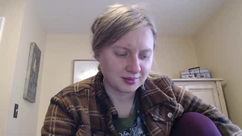 Snapshot of scartit chatting on November 15, 6:26 pm ScarTit Bernhard online show from November 15, 6:26 pm