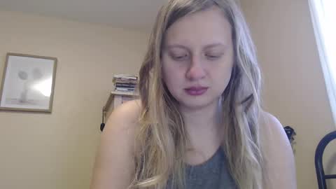 Snapshot of scartit chatting on November 26, 7:04 pm ScarTit Bernhard online show from November 26, 7:04 pm