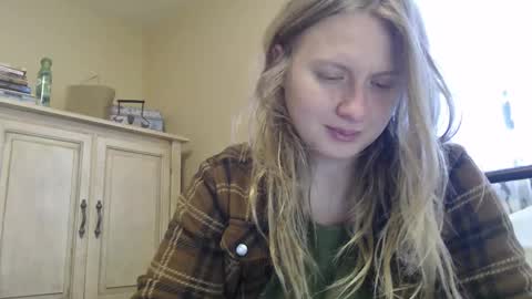 Snapshot of scartit chatting on November 29, 7:50 pm ScarTit Bernhard online show from November 29, 7:50 pm