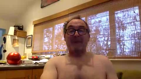 Snapshot of scbiggersballs chatting on November 15, 9:50 am scbiggersballs online show from November 15, 9:50 am
