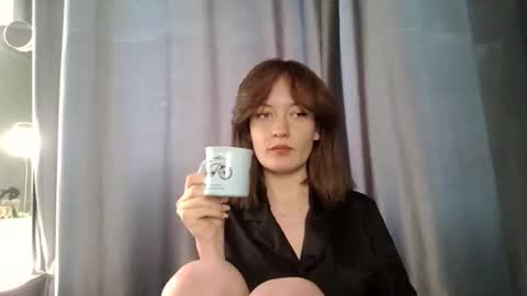 Snapshot of scented_elsa chatting on November 22, 11:53 am Elsa online show from November 22, 11:53 am