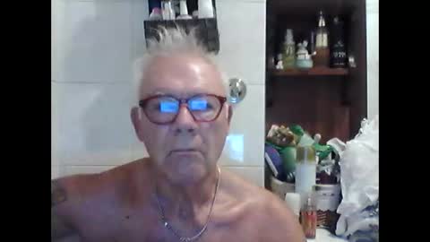 Snapshot of schizzodoro chatting on September 15, 4:12 am schizzodoro online show from September 15, 4:12 am