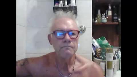 Snapshot of schizzodoro chatting on September 17, 3:19 am schizzodoro online show from September 17, 3:19 am