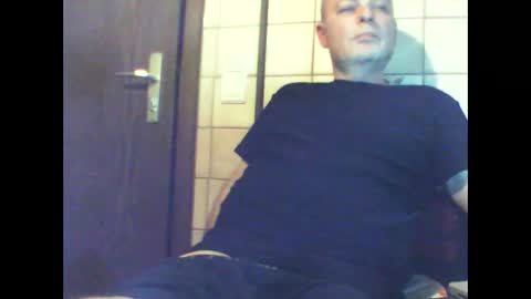 schnibschnab online show from December 4, 2:10 am