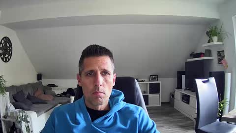 Dildomen online show from October 15, 1:00 pm