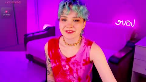 Snapshot of school_love chatting on December 18, 7:41 pm Rina online show from December 18, 7:41 pm