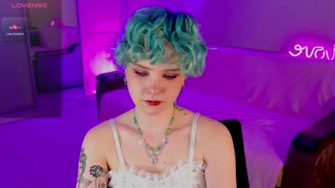 Snapshot of school_love chatting on February 21, 1:22 pm Rina online show from February 21, 1:22 pm