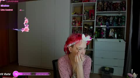 Snapshot of school_love chatting on May 7, 7:14 am Rina online show from May 7, 7:14 am