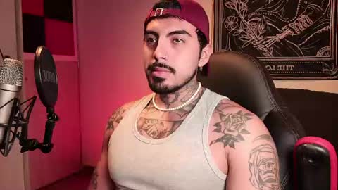 Snapshot of scockpion_ chatting on June 27, 6:29 am Alejandro help me to reach 200 thumps up online show from June 27, 6:29 am