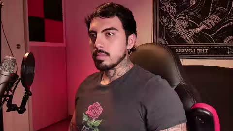 Snapshot of scockpion_ chatting on June 29, 6:52 am Alejandro help me to reach 200 thumps up online show from June 29, 6:52 am