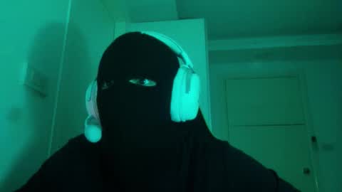 Snapshot of scolorweb chatting on November 2, 1:24 pm scolorweb online show from November 2, 1:24 pm