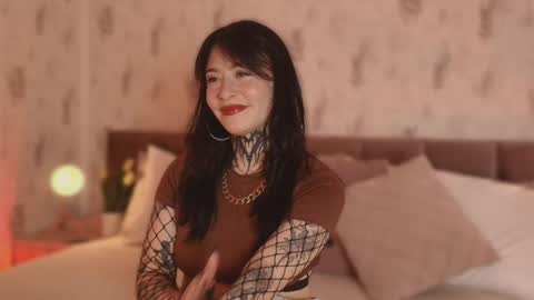 Scolw  online show from September 9, 7:57 pm