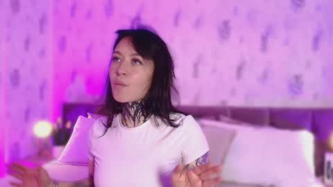 Scolw  online show from September 29, 8:02 pm