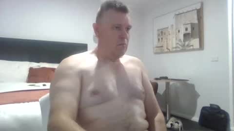 Snapshot of scoobs71 chatting on February 5, 4:59 am Scoobs online show from February 5, 4:59 am