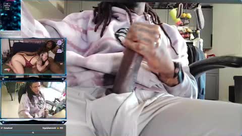 Snapshot of scoobysnow chatting on October 17, 11:46 am Scooby snow online show from October 17, 11:46 am