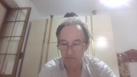 Snapshot of scotchwhieskie chatting on September 10, 6:52 pm scotchwhieskie online show from September 10, 6:52 pm