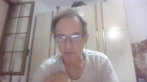 Snapshot of scotchwhieskie chatting on September 16, 6:31 pm scotchwhieskie online show from September 16, 6:31 pm