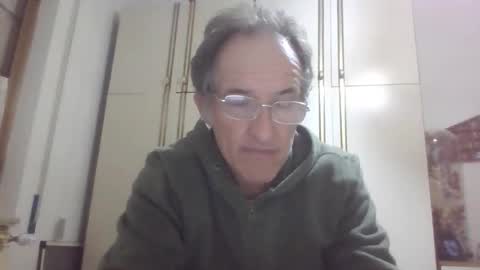 Snapshot of scotchwhieskie chatting on October 13, 6:19 pm scotchwhieskie online show from October 13, 6:19 pm