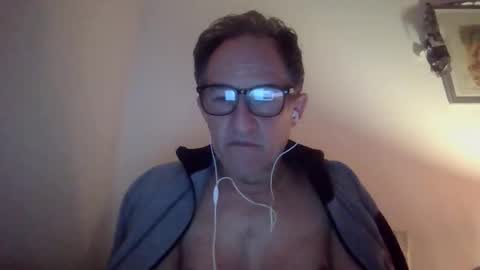 scotchwhieskie online show from April 27, 11:03 pm