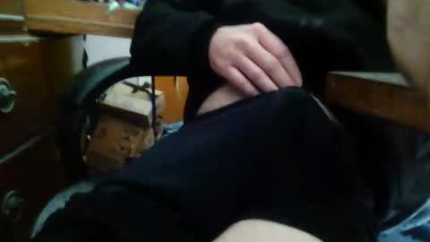 Snapshot of scott01092463171 chatting on December 15, 7:29 pm Goth witch69 online show from December 15, 7:29 pm