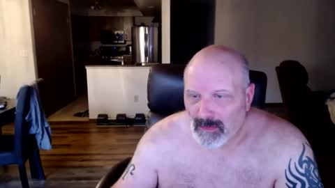 Snapshot of scott35inmentor chatting on August 5, 10:44 pm scott35inmentor online show from August 5, 10:44 pm