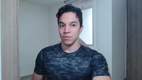 Snapshot of scott_brasher1 chatting on January 10, 8:37 pm Twitter Scott brasher1 Instagram Camiloestuardo2 online show from January 10, 8:37 pm