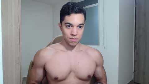 Snapshot of scott_brasher1 chatting on January 26, 10:35 pm Twitter Scott brasher1 Instagram Camiloestuardo2 online show from January 26, 10:35 pm