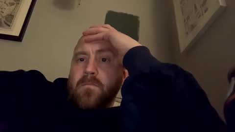 Snapshot of scottric chatting on January 18, 10:17 pm SexyDaddy online show from January 18, 10:17 pm