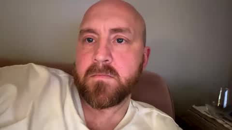 Snapshot of scottric chatting on February 9, 5:22 pm SexyDaddy online show from February 9, 5:22 pm