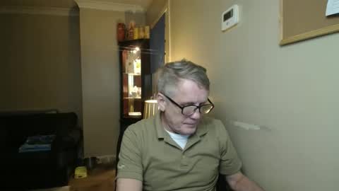 James online show from February 3, 8:25 pm